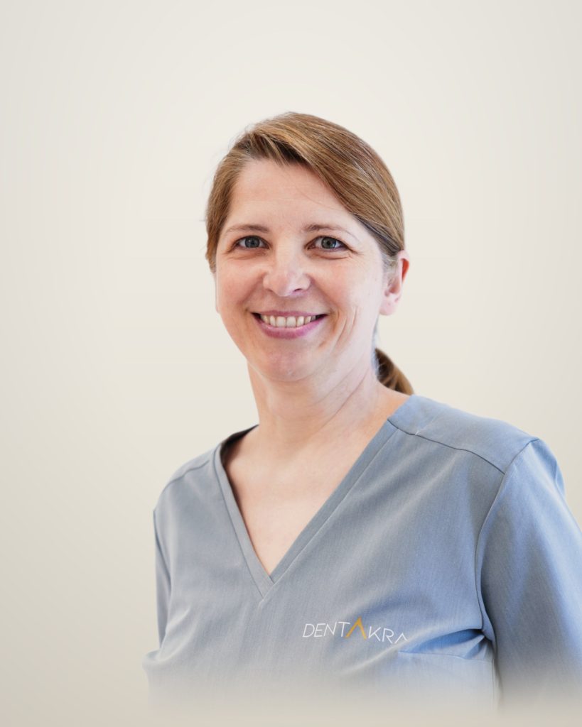 Andrea Vojčíková, dentálna hygienička a zdravotná asistentka, DENTAKRA Poprad